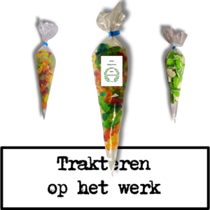 puntzakjes trakteren op het werk
